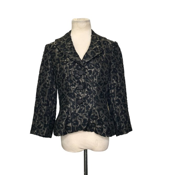 Flores & Flores animal print textured 3 button cocktail blazer size 4 - Picture 9 of 12